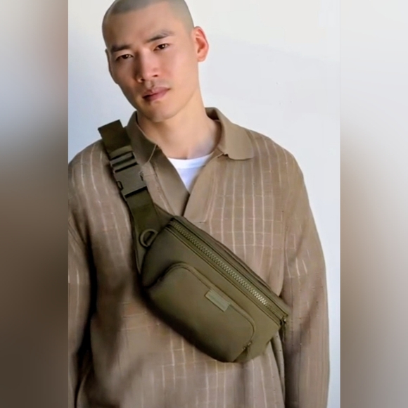 Dagne Dover Olive Neoprene Fanny pack crossbody essentials bag - Picture 3 of 15